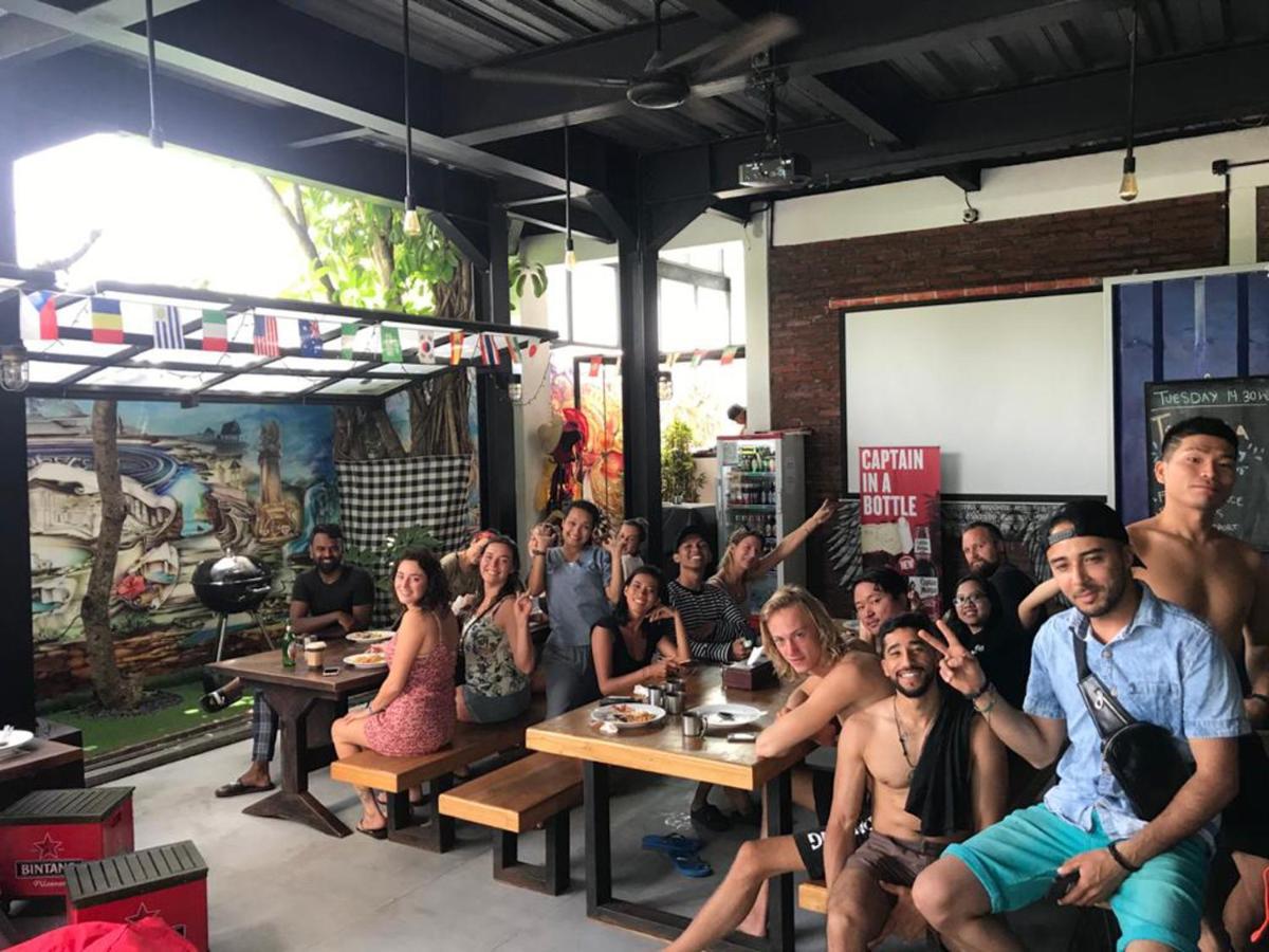d`Gobers Hostel Seminyak by Gumilang Hospitality Bagian luar foto