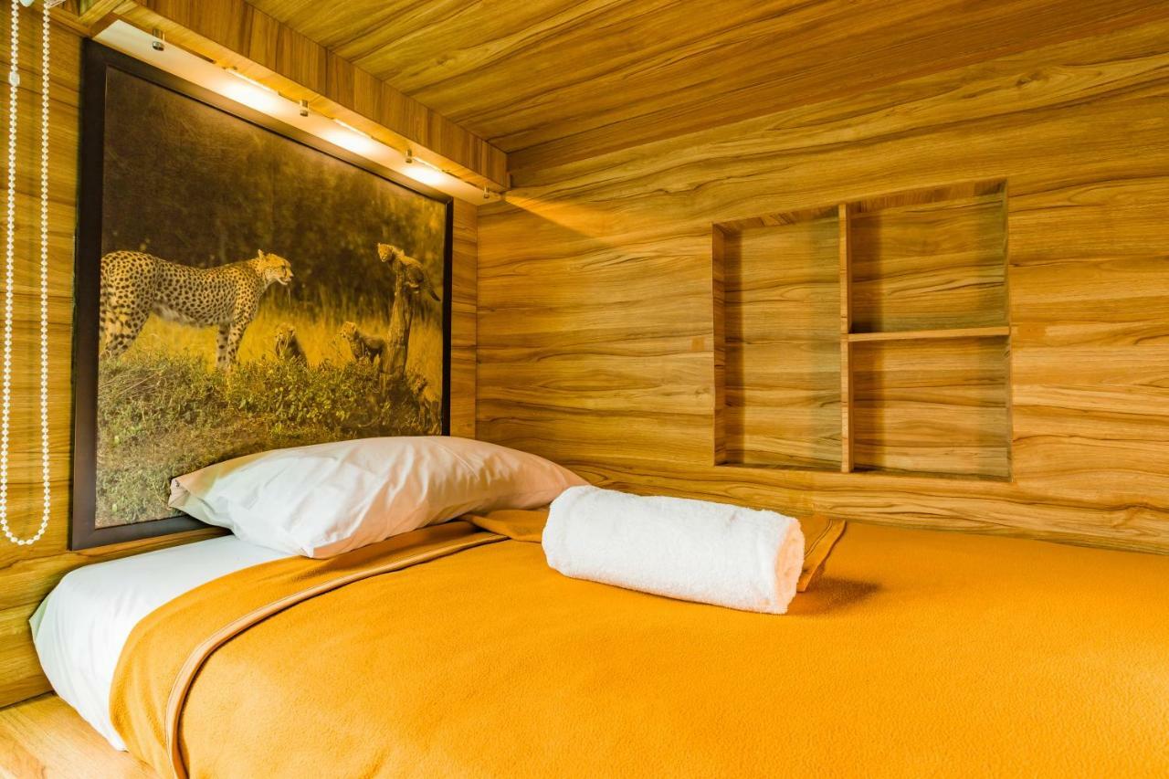 d`Gobers Hostel Seminyak by Gumilang Hospitality Bagian luar foto